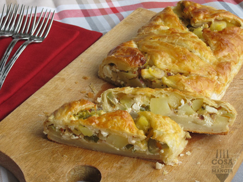 foto strudel con feta olive e patate