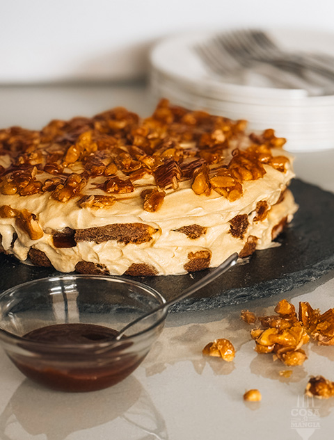 tiramisu-al-caramello-salato-croccante-di-arachidi